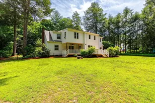 11 Foster St, Oxford, MA 01540 - Photo 38