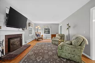 11 Foster St, Oxford, MA 01540 - Photo 16