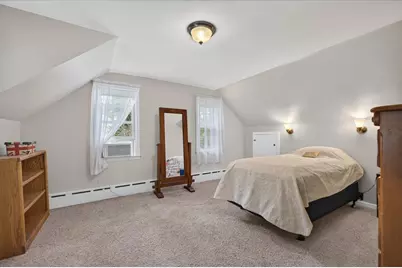 11 Foster St, Oxford, MA 01540 - Photo 20