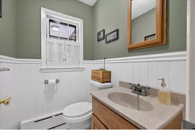 11 Foster St, Oxford, MA 01540 - Photo 14
