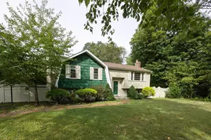 23 Lexington Ln, Millis, MA 02054 - Photo 4