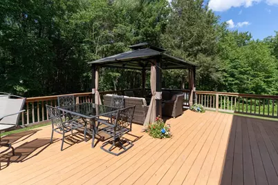 1 Barefoot Ln, Brookfield, MA 01506 - Photo 8