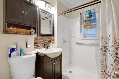 46-48 Narragansett, Springfield, MA 01107 - Photo 14