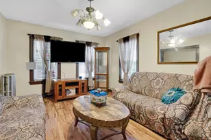 46-48 Narragansett, Springfield, MA 01107 - Photo 8