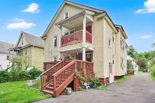 46-48 Narragansett, Springfield, MA 01107 - Photo 4
