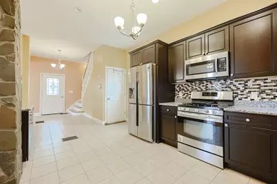 8 Tacoma Street, Lynn, MA 01905 - Photo 4
