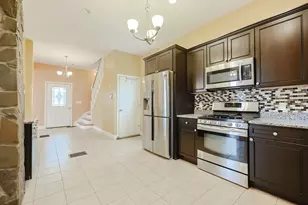 8 Tacoma St, Lynn, MA 01905 - Photo 4