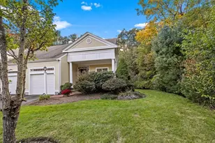 25 Whiting Ln, Hingham, MA 02043 - Photo 2