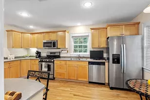 25 Whiting Ln, Hingham, MA 02043 - Photo 6