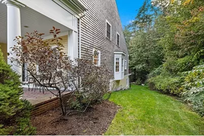 25 Whiting Ln #25, Hingham, MA 02043 - Photo 2