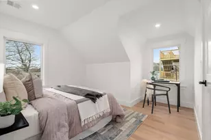 26 Adelaide St, Boston, MA 02130 - Photo 18