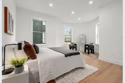 26 Adelaide Street, Boston, MA 02130 - Photo 6