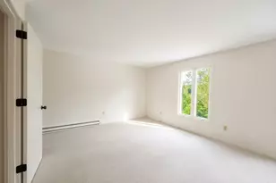 10 Winston Ct, Amherst, MA 01002 - Photo 12