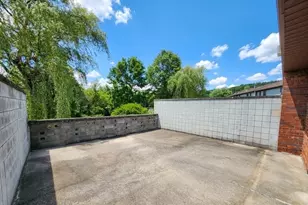 10 Winston Ct, Amherst, MA 01002 - Photo 18