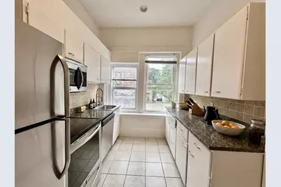1683 Beacon St. #2, Brookline, MA 02445 - Photo 6