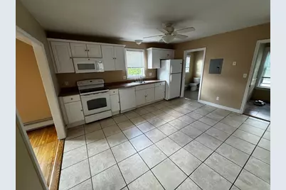 60-62 Benefit St, Attleboro, MA 02703 - Photo 8