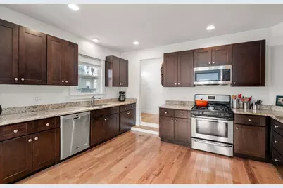 659 Moody St #3, Waltham, MA 02453 - Photo 12