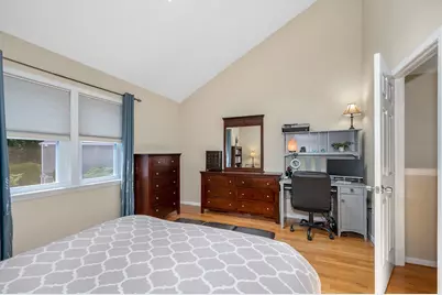 95 Tennis Plaza Rd #7, Dracut, MA 01826 - Photo 14