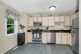 95 Tennis Plaza Rd, Dracut, MA 01826 - Photo 6