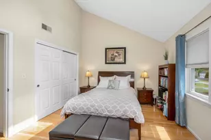 95 Tennis Plaza Rd, Dracut, MA 01826 - Photo 12