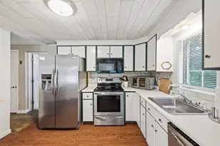 1 Johns Rd, Marblehead, MA 01945 - Photo 10