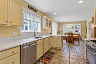 5 Mayfair Ct, Mashpee, MA 02649 - Photo 8