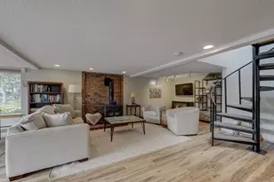 31 Pine Tree Dr, Holland, MA 01521 - Photo 8