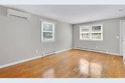 57-59 E Bay Path Ter, Springfield, MA 01109 - Photo 12