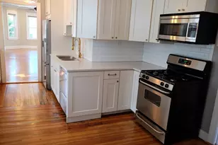 118 King St, Boston, MA 02124 - Photo 6
