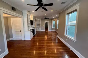 118 King St, Boston, MA 02124 - Photo 2