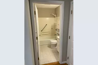 16 Cleveland Place #8, Gloucester, MA 01930 - Photo 10