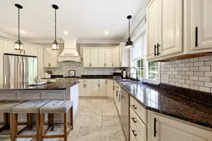 155 Parker Ln, Ludlow, MA 01056 - Photo 8