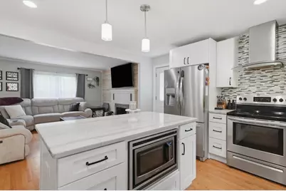 20 Stevens Street, Dracut, MA 01826 - Photo 4