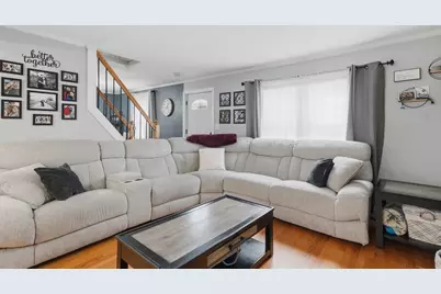 20 Stevens Street, Dracut, MA 01826 - Photo 6