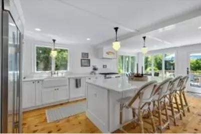 200 Main, Sandwich, MA 02563 - Photo 2
