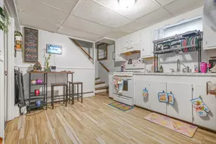 39 Highland St, Pawtucket, RI 02860 - Photo 18