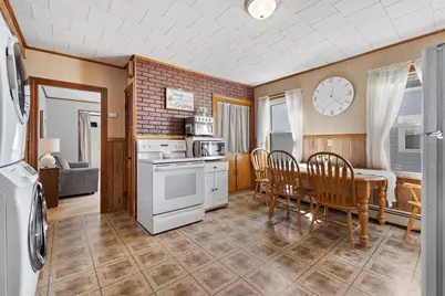 17 5th Ave #1, Worcester, MA 01607 - Photo 4