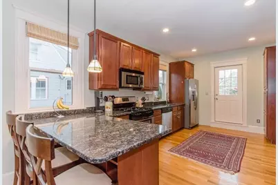 16 Primrose #2, Boston, MA 02131 - Photo 2