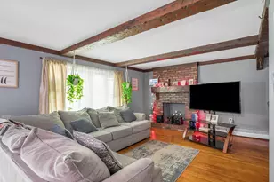 76 Maple St, Methuen, MA 01844 - Photo 4