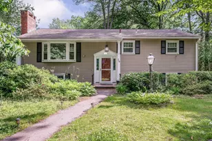 76 Maple St, Methuen, MA 01844 - Photo 2
