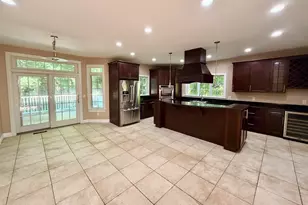 41 Thresher Rd, Hampden, MA 01036 - Photo 6