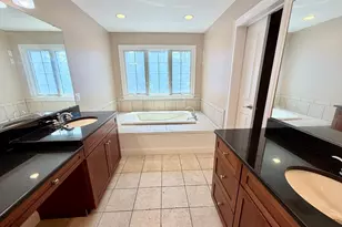 41 Thresher Rd, Hampden, MA 01036 - Photo 10