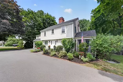 131 Prospect St, Wakefield, MA 01880 - Photo 2