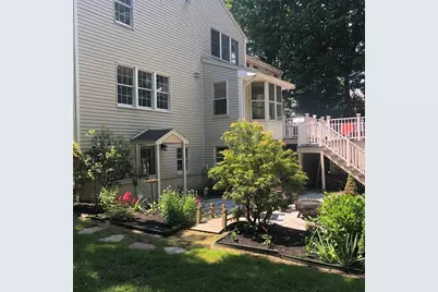 131 Prospect St, Wakefield, MA 01880 - Photo 10