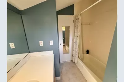 8 Bond St #8, Cambridge, MA 02138 - Photo 18