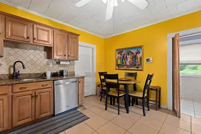 395 W Main St, Avon, MA 02322 - Photo 4