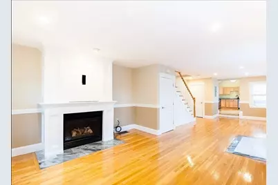 9 G St, Boston, MA 02127 - Photo 1