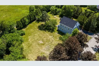 1128 Old Plainville Rd, New Bedford, MA 02745 - Photo 6