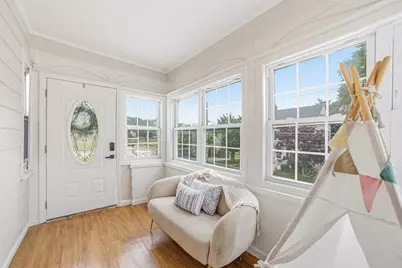 64 Garfield Ave, Woburn, MA 01801 - Photo 6