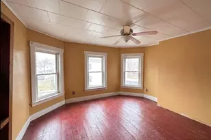 15 Blodgett St, Orange, MA 01364 - Photo 8